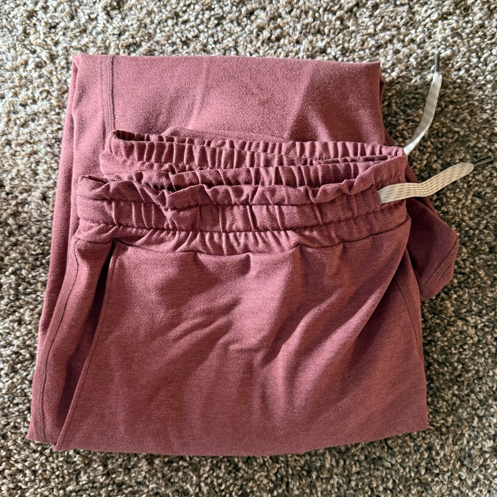 Vuori Performance Joggers